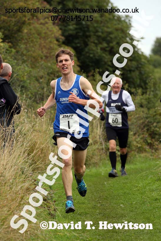 Senior mens relay Sunderland Harriers Open Cross Country. Photo: David T. Hewitson/Sports for All Pics
